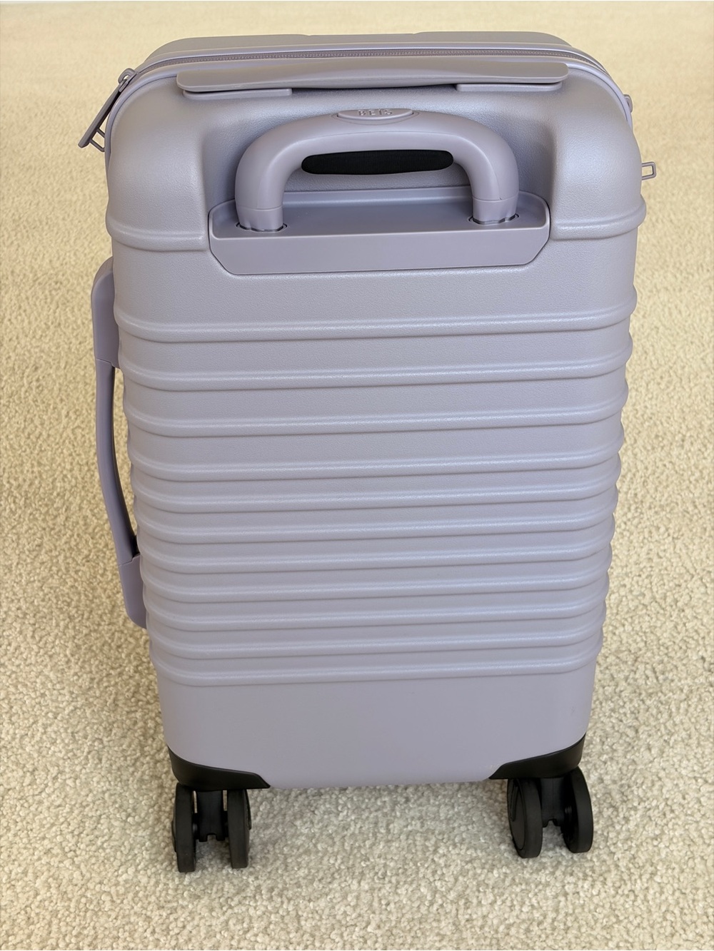 BÉIS Lavender International small Carry-On Spinner Suitcase - Picture 2 of 8